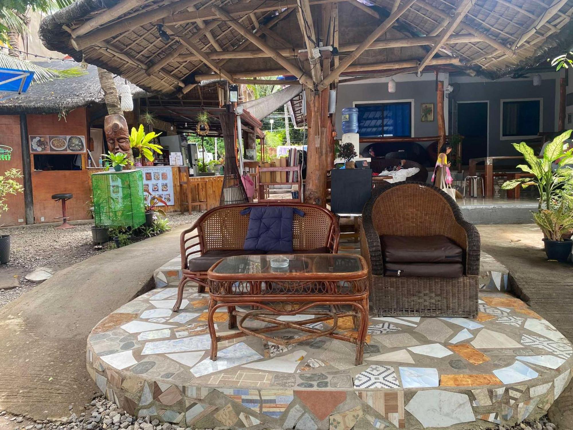 Glamping Dome Dauin Beach + Dive Resort Exterior foto